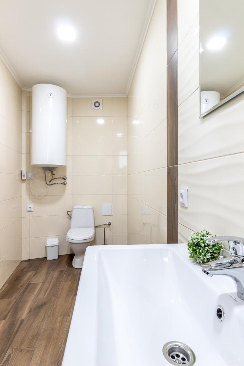 City Center Vip Studio Apartment Lemberg Exterior foto