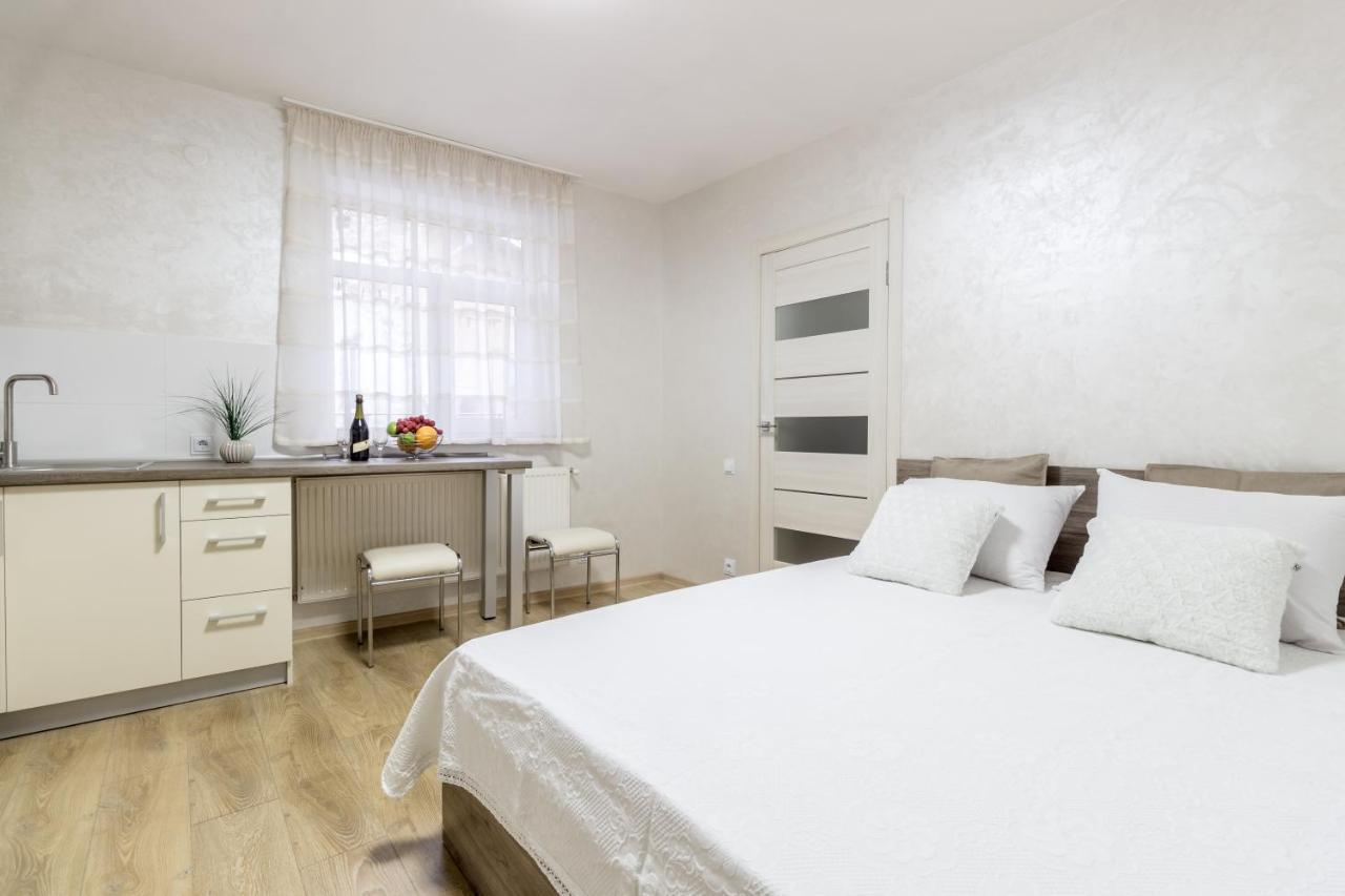 City Center Vip Studio Apartment Lemberg Exterior foto